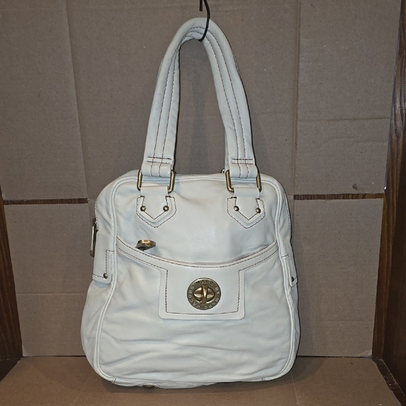 Marc By Marc Jacobs White Shoulder Bag with Gold Accents - Picture 1 of 10